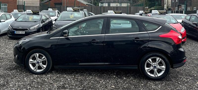 FORD FOCUS