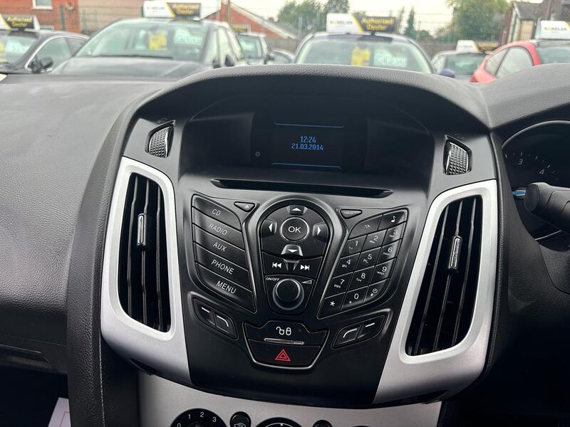 FORD FOCUS