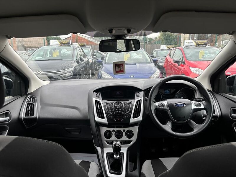 FORD FOCUS