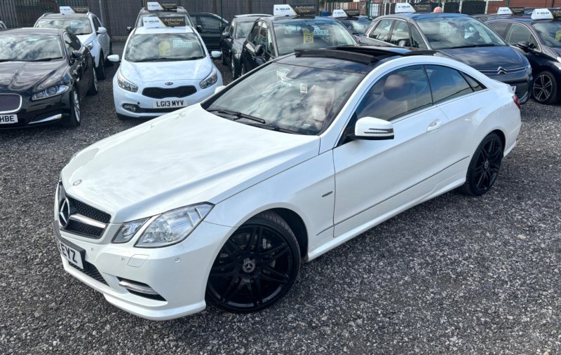 MERCEDES-BENZ E CLASS
