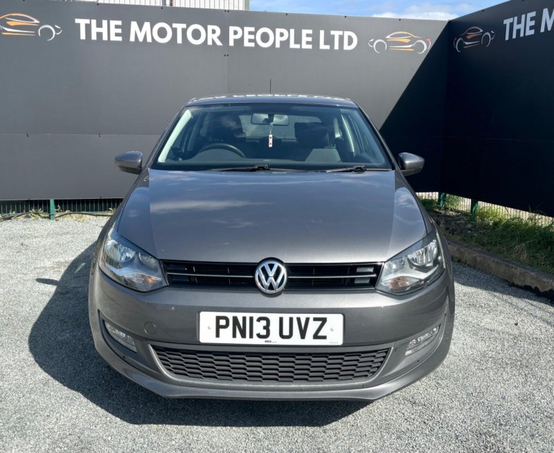 VOLKSWAGEN POLO