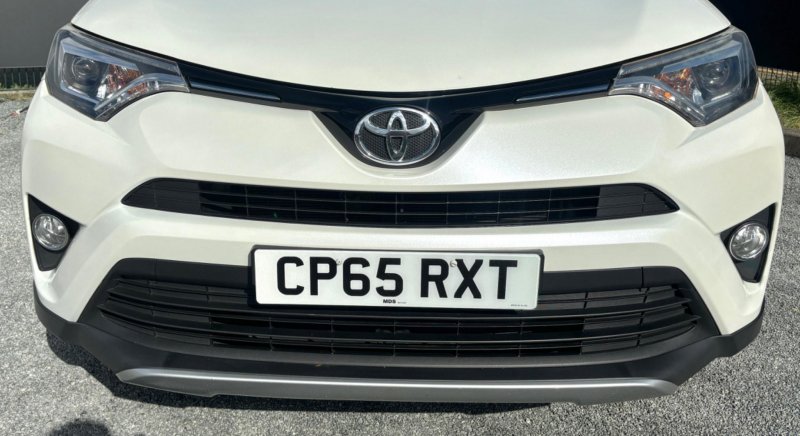 TOYOTA RAV4