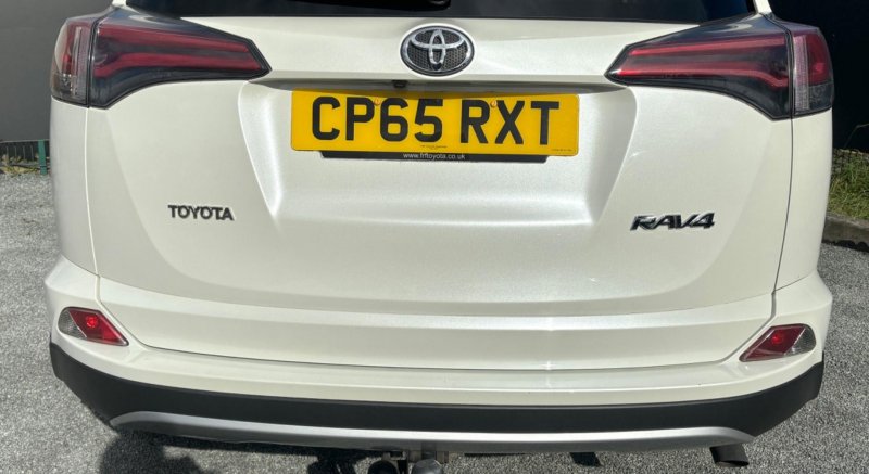TOYOTA RAV4