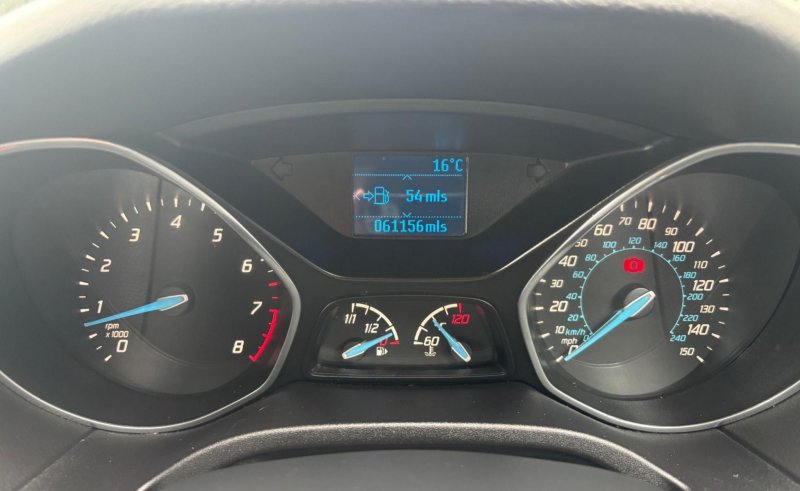 FORD FOCUS
