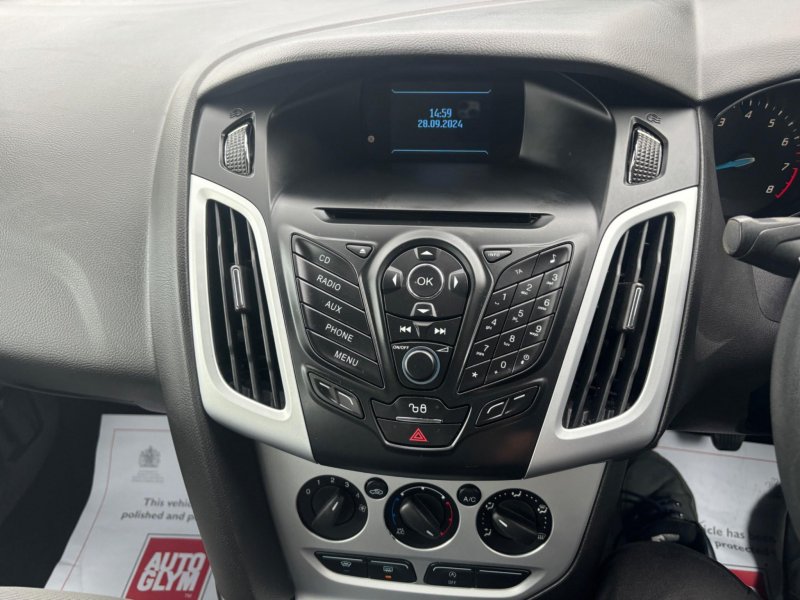 FORD FOCUS