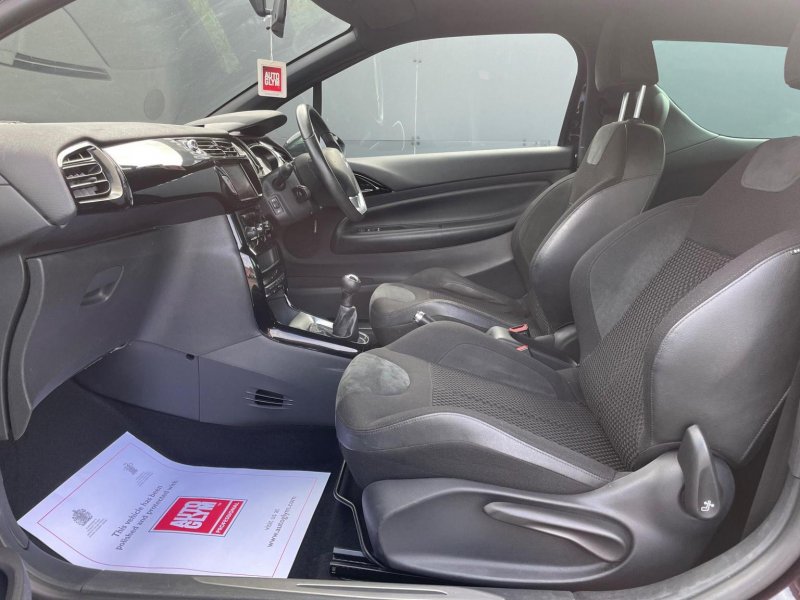 DS AUTOMOBILES DS 3