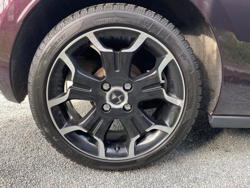 DS AUTOMOBILES DS 3