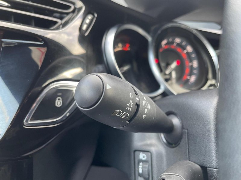 DS AUTOMOBILES DS 3