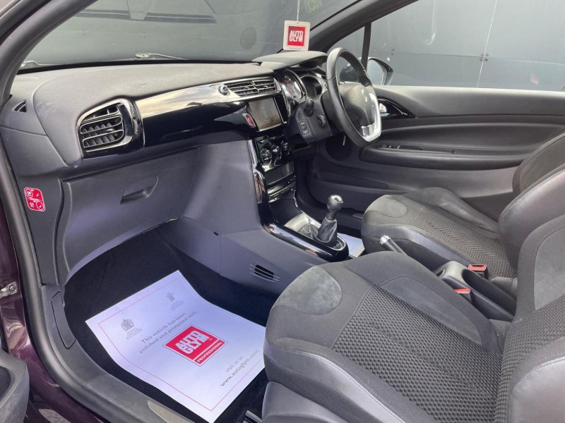 DS AUTOMOBILES DS 3