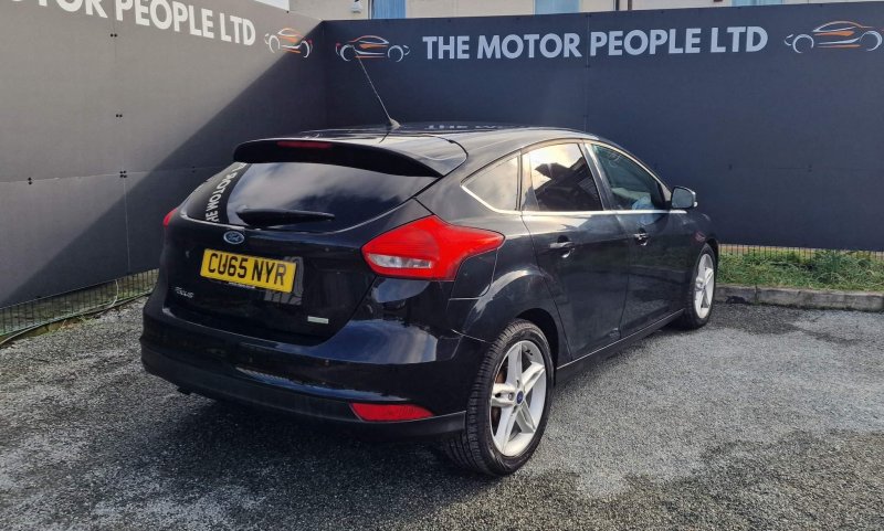 FORD FOCUS