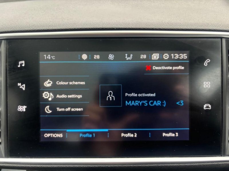 PEUGEOT 308