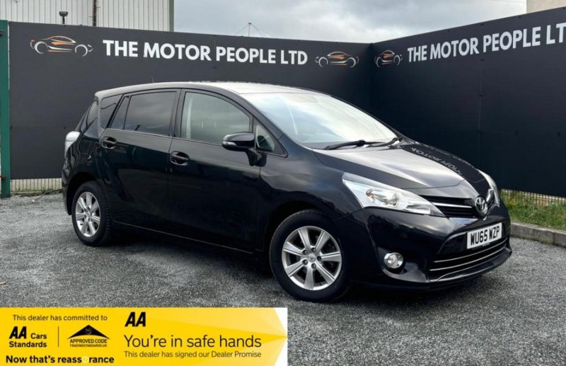 TOYOTA VERSO