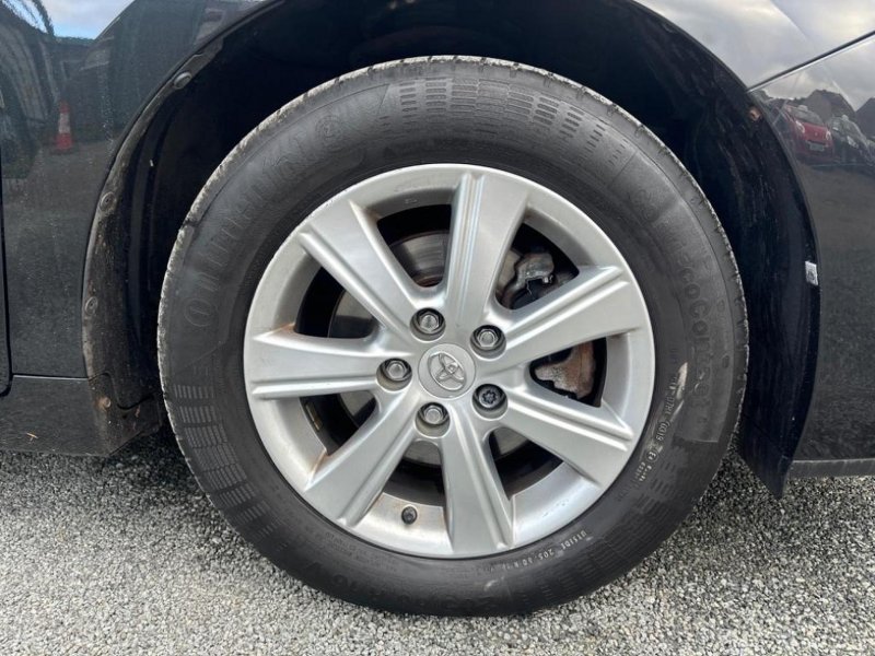 TOYOTA VERSO