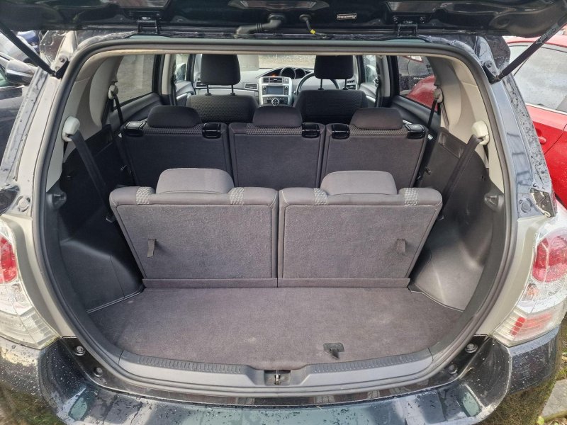 TOYOTA VERSO