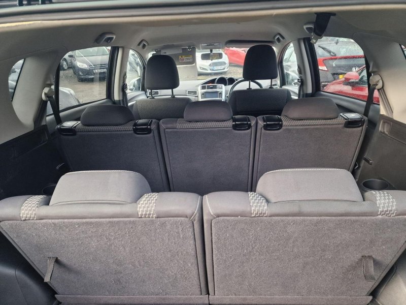 TOYOTA VERSO