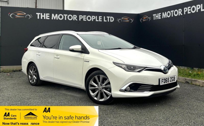 TOYOTA AURIS