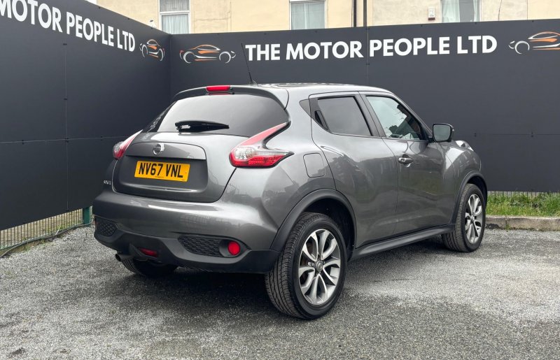 NISSAN JUKE