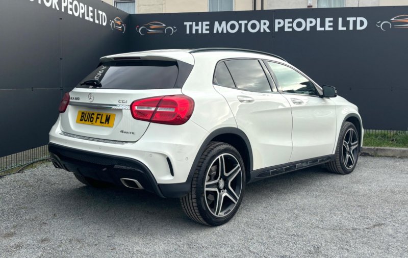 MERCEDES-BENZ GLA CLASS