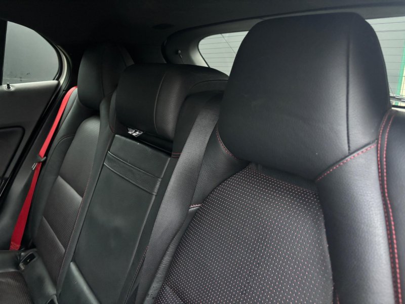 MERCEDES-BENZ GLA CLASS