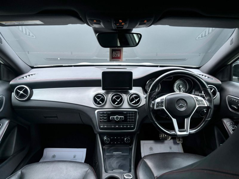 MERCEDES-BENZ GLA CLASS