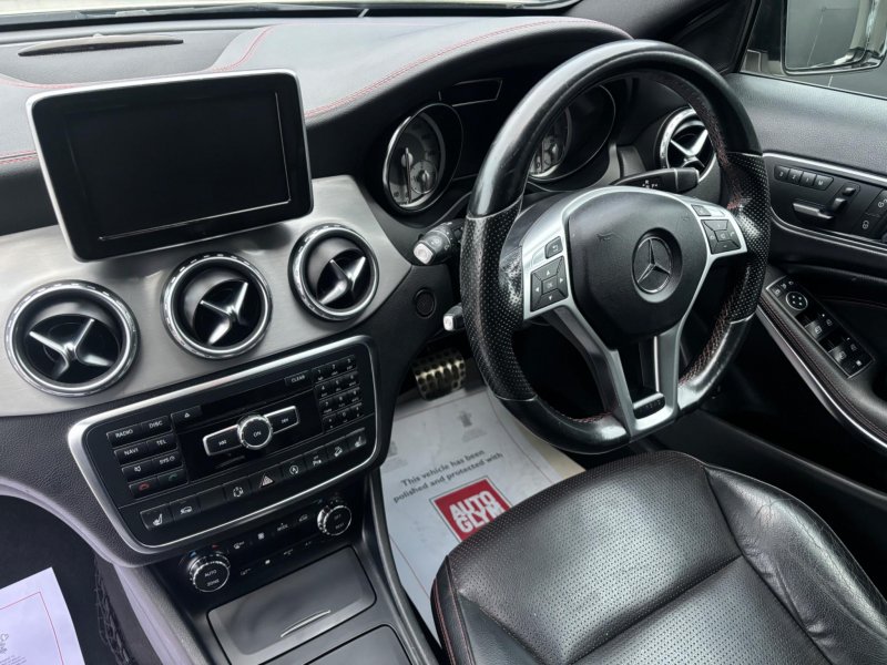 MERCEDES-BENZ GLA CLASS