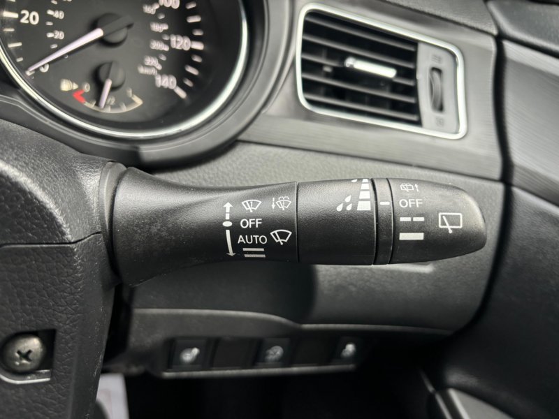 NISSAN PULSAR