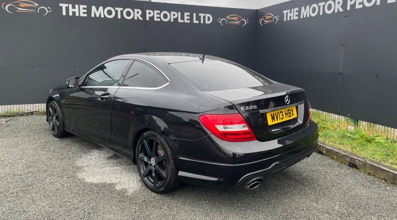 MERCEDES-BENZ C CLASS
