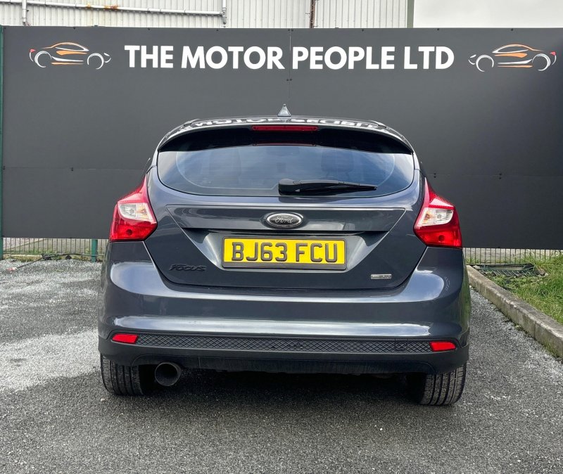 FORD FOCUS