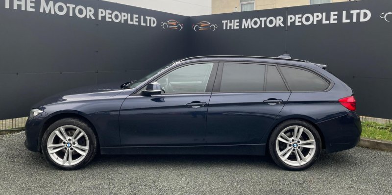 BMW 3 SERIES