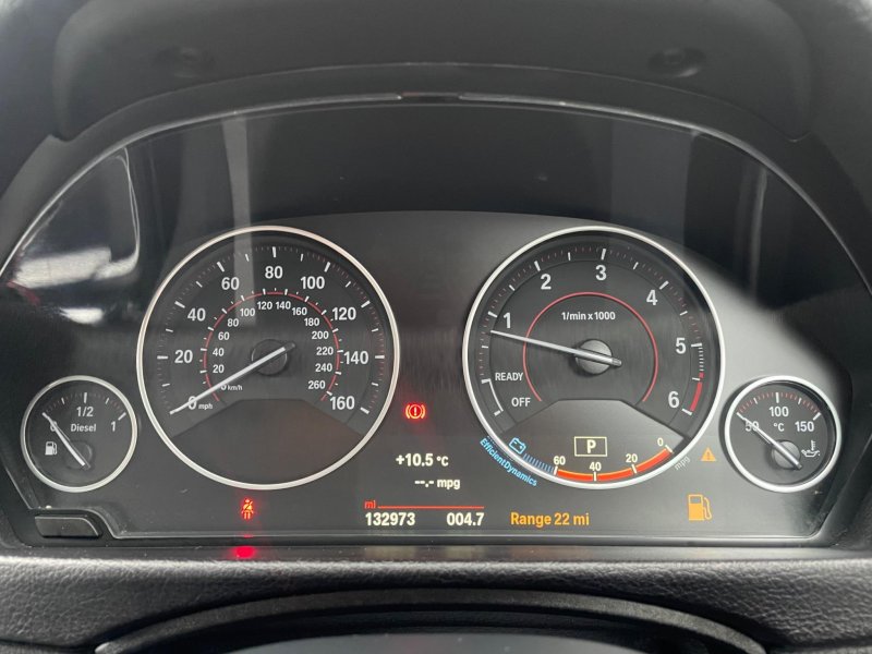 BMW 3 SERIES