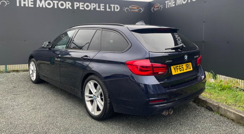 BMW 3 SERIES