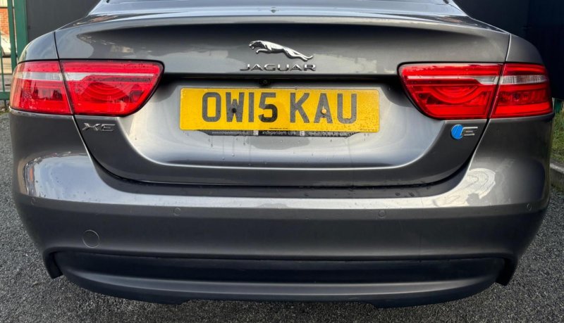 JAGUAR XE