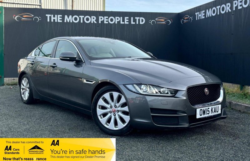 JAGUAR XE