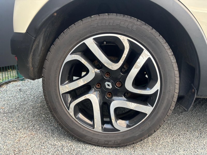 RENAULT CAPTUR