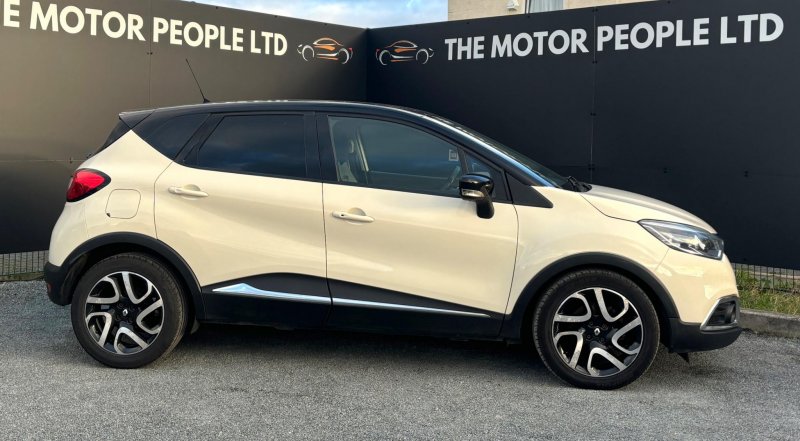 RENAULT CAPTUR