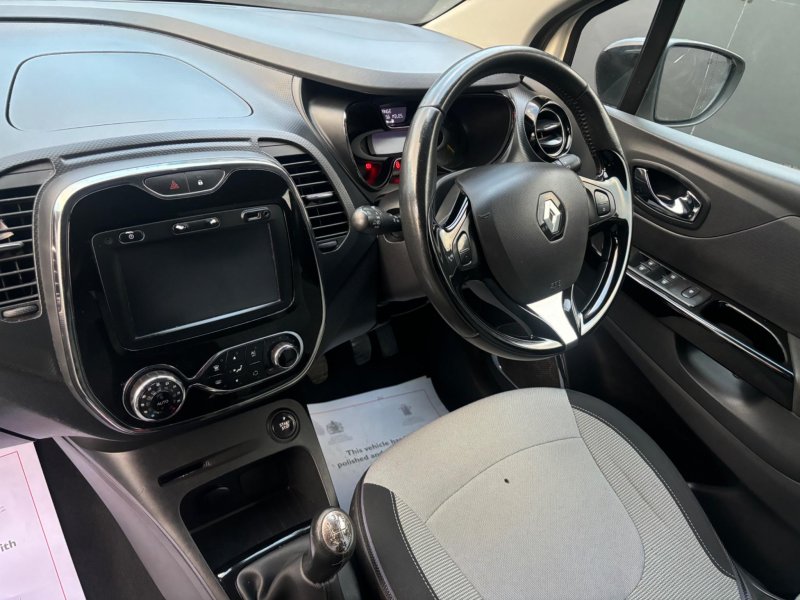RENAULT CAPTUR