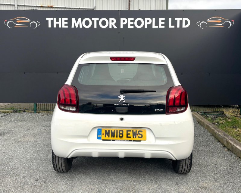 PEUGEOT 108