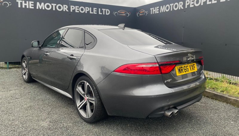 JAGUAR XF