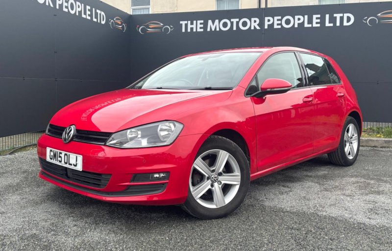 VOLKSWAGEN GOLF