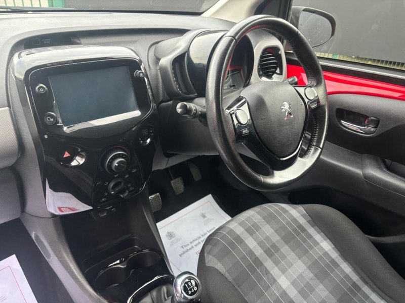 PEUGEOT 108