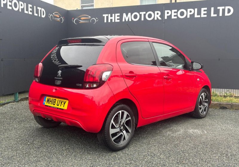 PEUGEOT 108