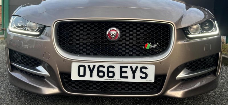 JAGUAR XE