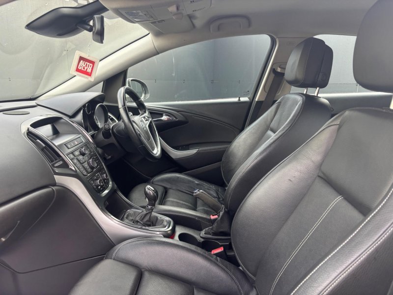 VAUXHALL ASTRA