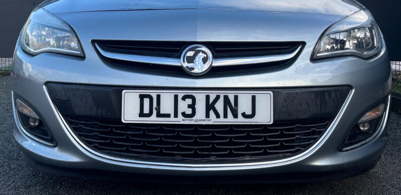 VAUXHALL ASTRA