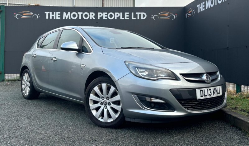 VAUXHALL ASTRA