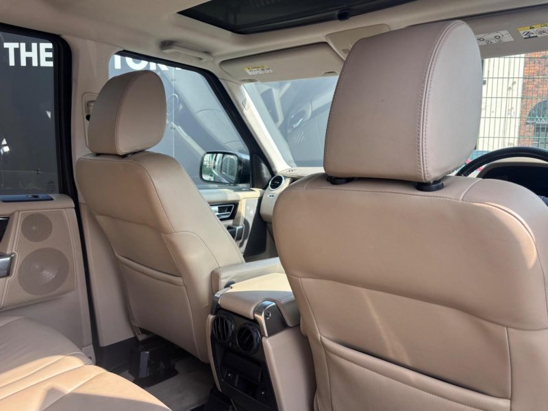 LAND ROVER DISCOVERY 4