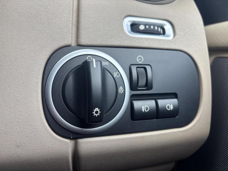 LAND ROVER DISCOVERY 4