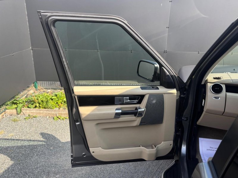 LAND ROVER DISCOVERY 4