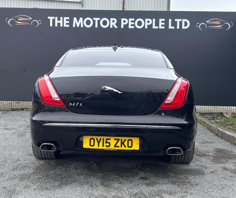 JAGUAR XJ