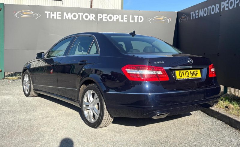MERCEDES-BENZ E CLASS